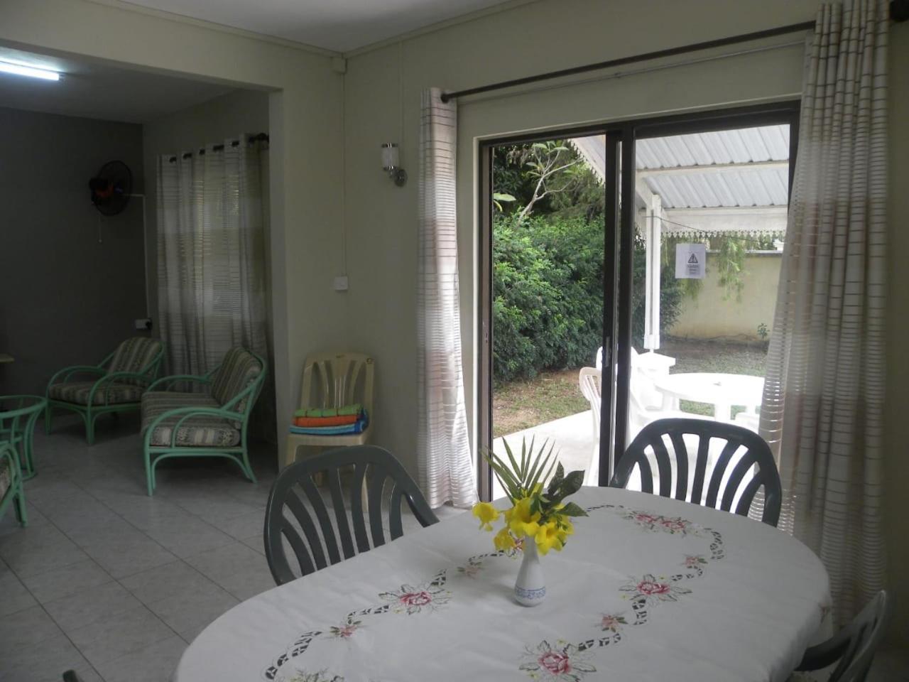 Arabica Villa Flic en Flac Exterior foto